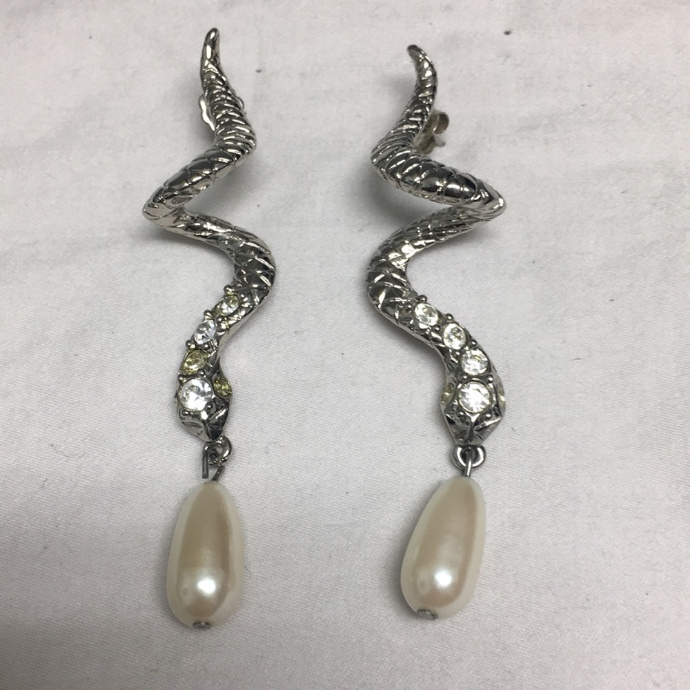 Vintage Avon earrings